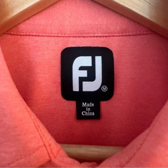 FOOTJOY FJ Men's Peach Golf Polo Shirt Medium Activewear Athletic Pink Orange - Picture 3 of 7